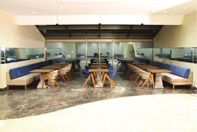 Parsian Khazar Hotel — interior